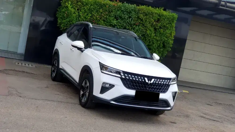 Wuling Alvez 1.5 EX CVT Sunroof AT 2023/2024