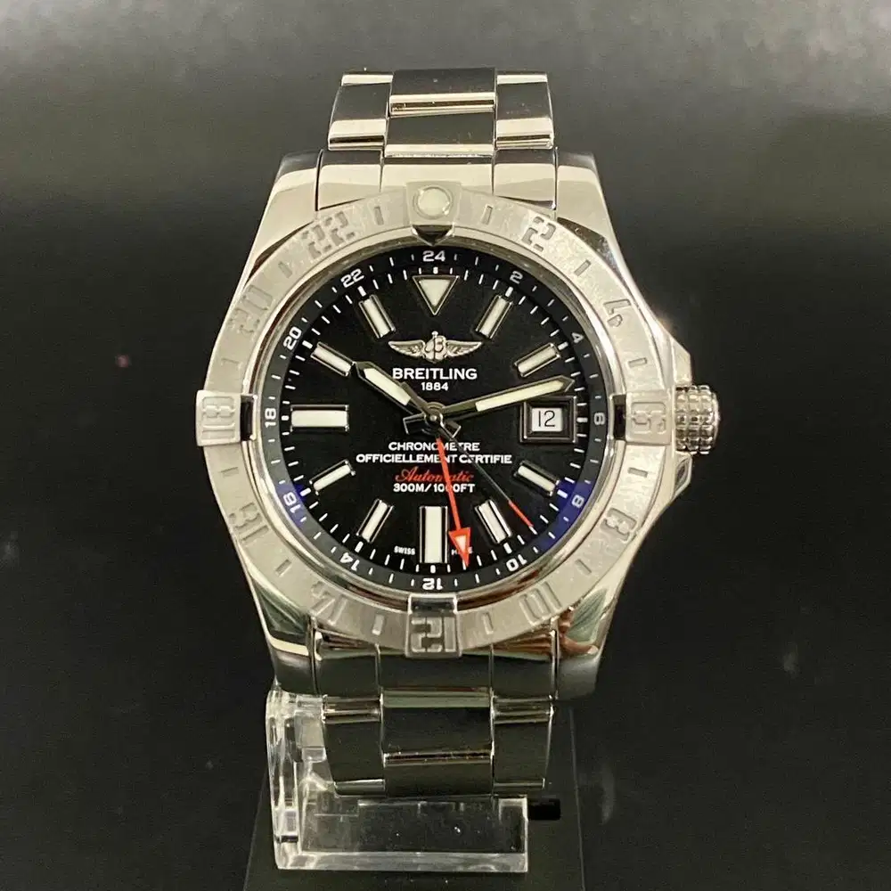 Breitling Avenger A32390 Automatic GMT WatchOnly