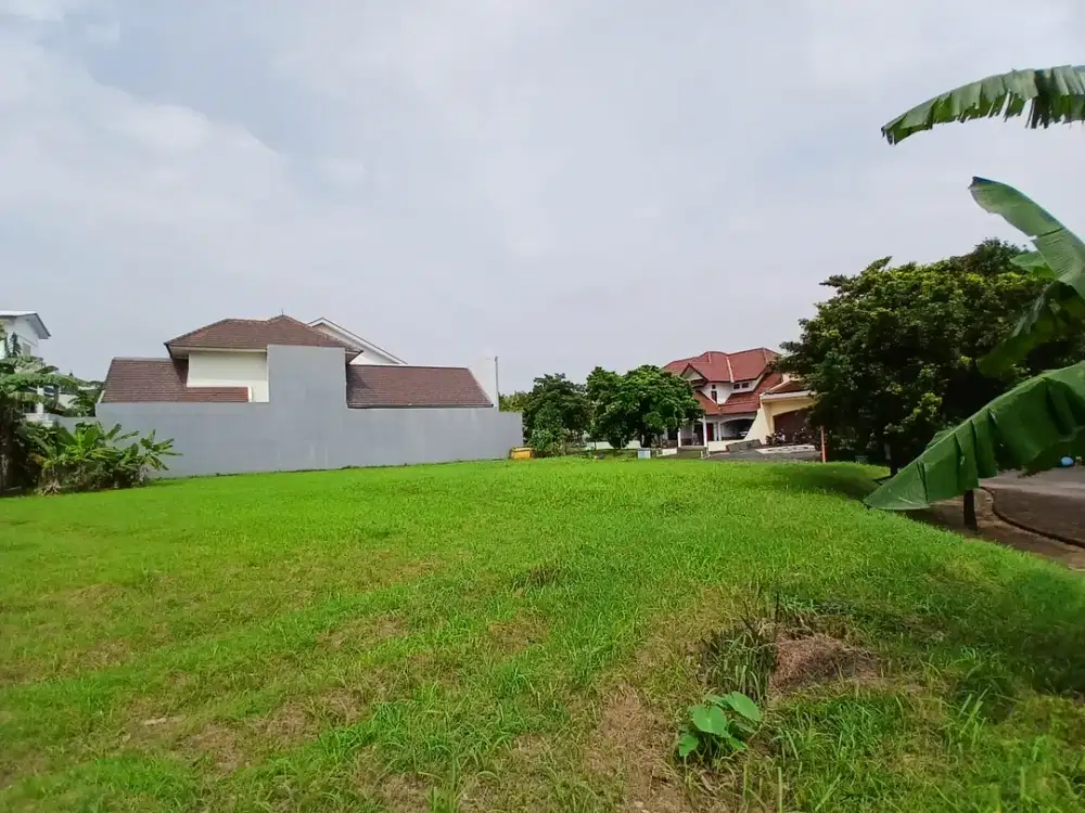 Tanah Strategis di Perumahan Kemang Pratama, Regency Bekasi