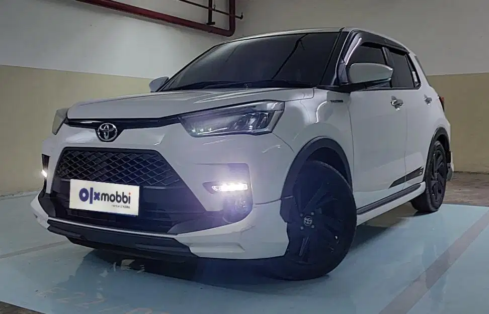 TDP 10JT, Toyota Raize 1.0 Turbo GR Sport One Tone-AT Abu 2021