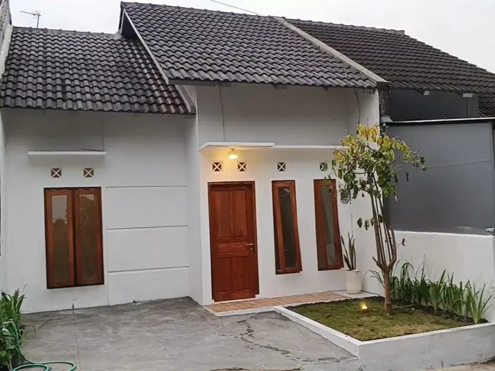 Rumah Tinggal dlam perum Griya Kembang Putih - Pajangan Bantul