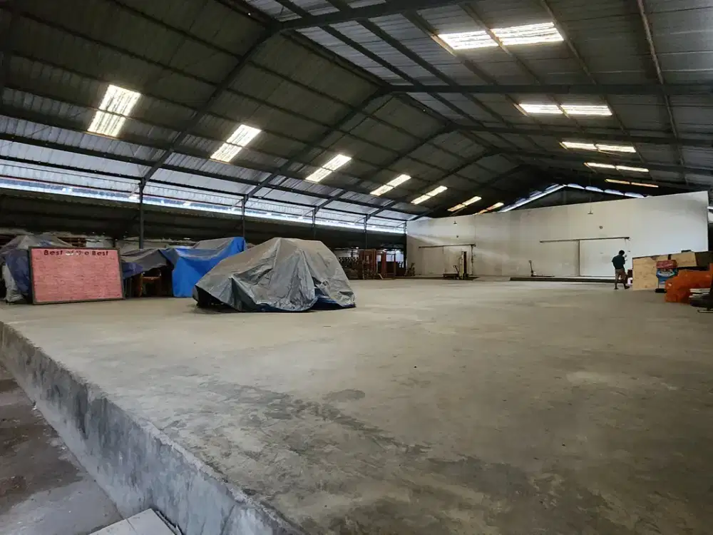 Dijual Gudang Margomulyo Indah