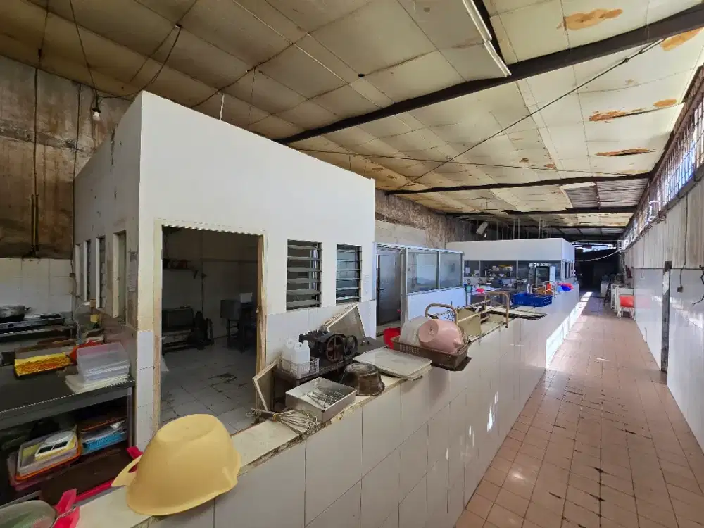 Dijual Cepat dan Murah Rumah Usaha Jalan Kalikepiting