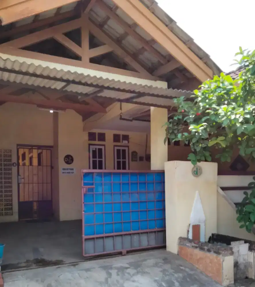 Kost Pria Karyawan & Mahasiswa