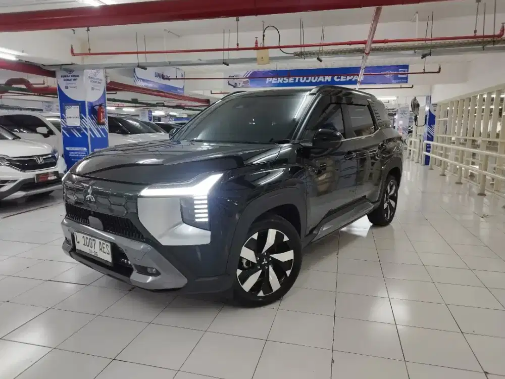 Mitsubishi Destinator Ultimate Primium AT 2025 hitam