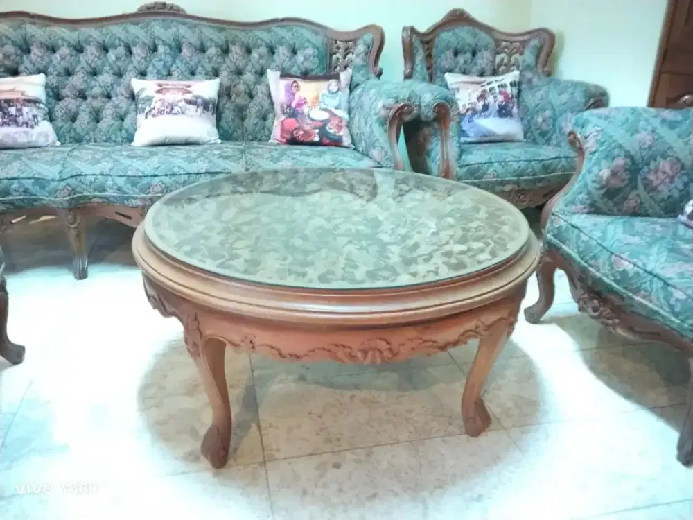 Meja kursi kayu ukir