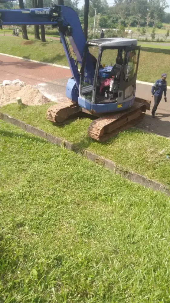 Cut and fill land clearing hotmix aspal jalan pondasi turap