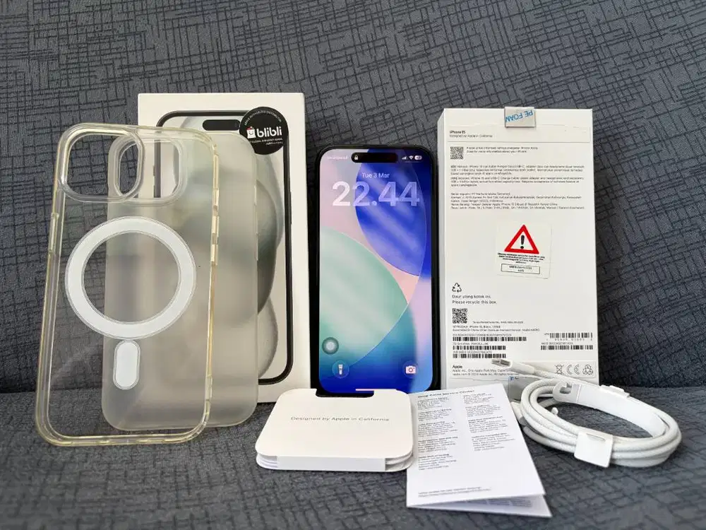Iphone 15 128GB Black Blibli (Februari 2027)