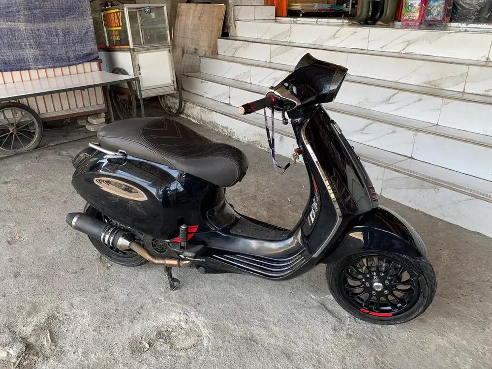 Vespa Sprint 150 Iget ABS Carbon Limited Edition