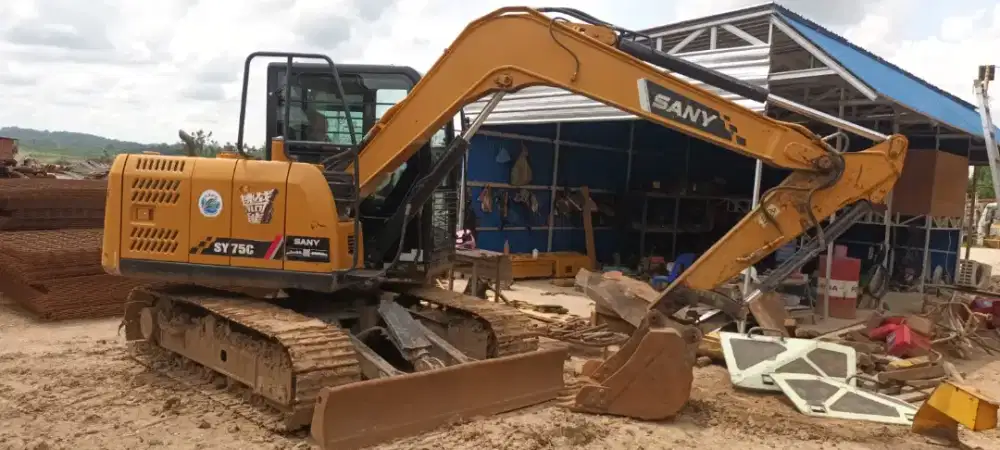 Excavator Mini Sany SY75C th 2019 harga 425jt NEGO!!!