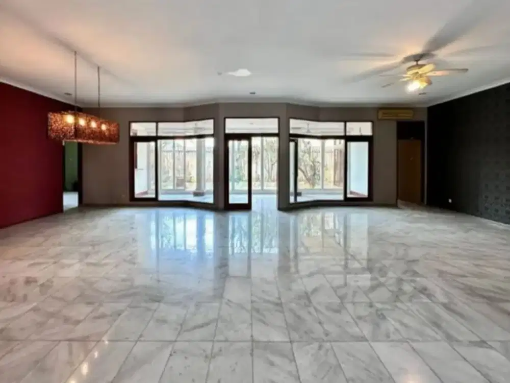 DI JUAL CEPAT MURAH RUMAH MEWAH  DALAM CLUSTER DI CIPETE DEKAT MRT