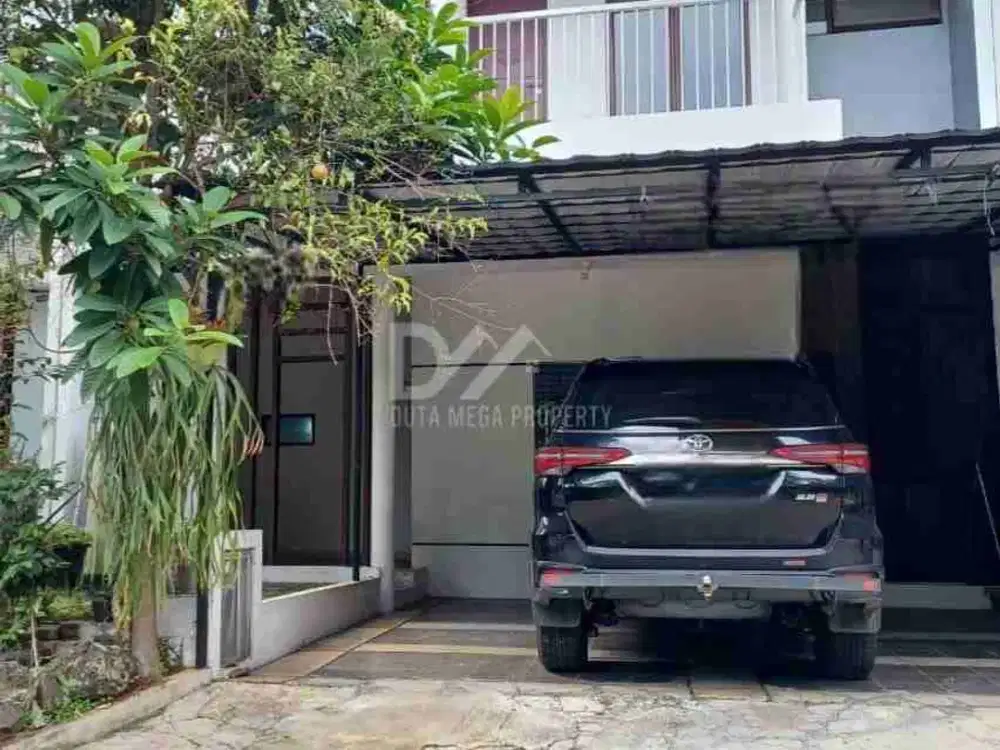 Dijual Rumah Siap Huni Depan Taman Di Cluster Graha Raya Lingkungan Nyaman