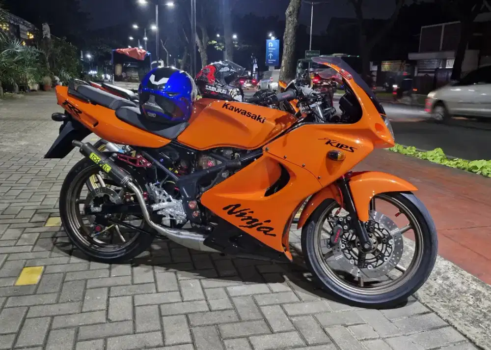 Jual kawasaki ninja rr old 2010