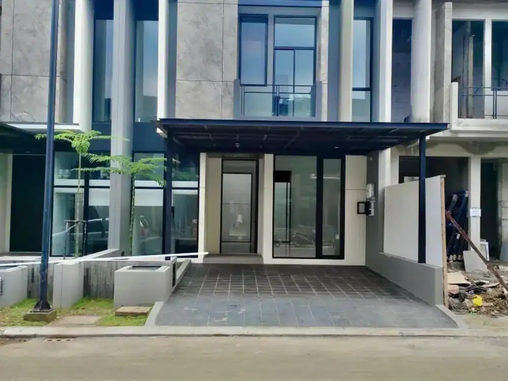 Ciamik Rumah District 9 Baru Gress Citraland Utama Surabaya