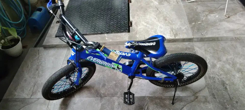 Dijual sepeda anak bekas merk Evergreen