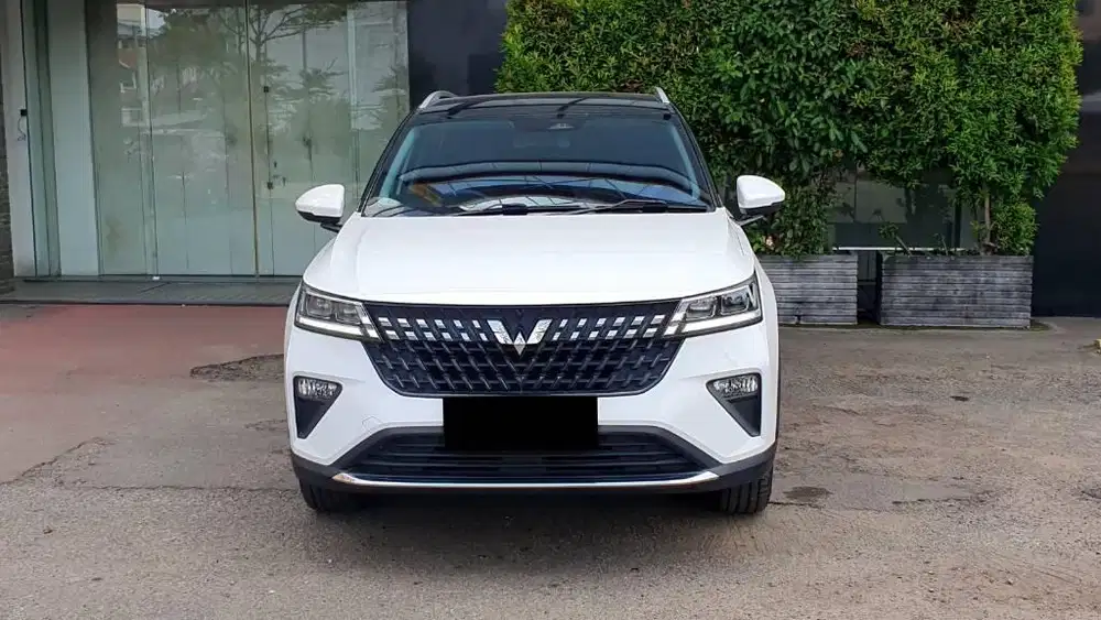Wuling Alvez 1.5 EX Cvt Sunroof AT 2023 Putih km.40rb