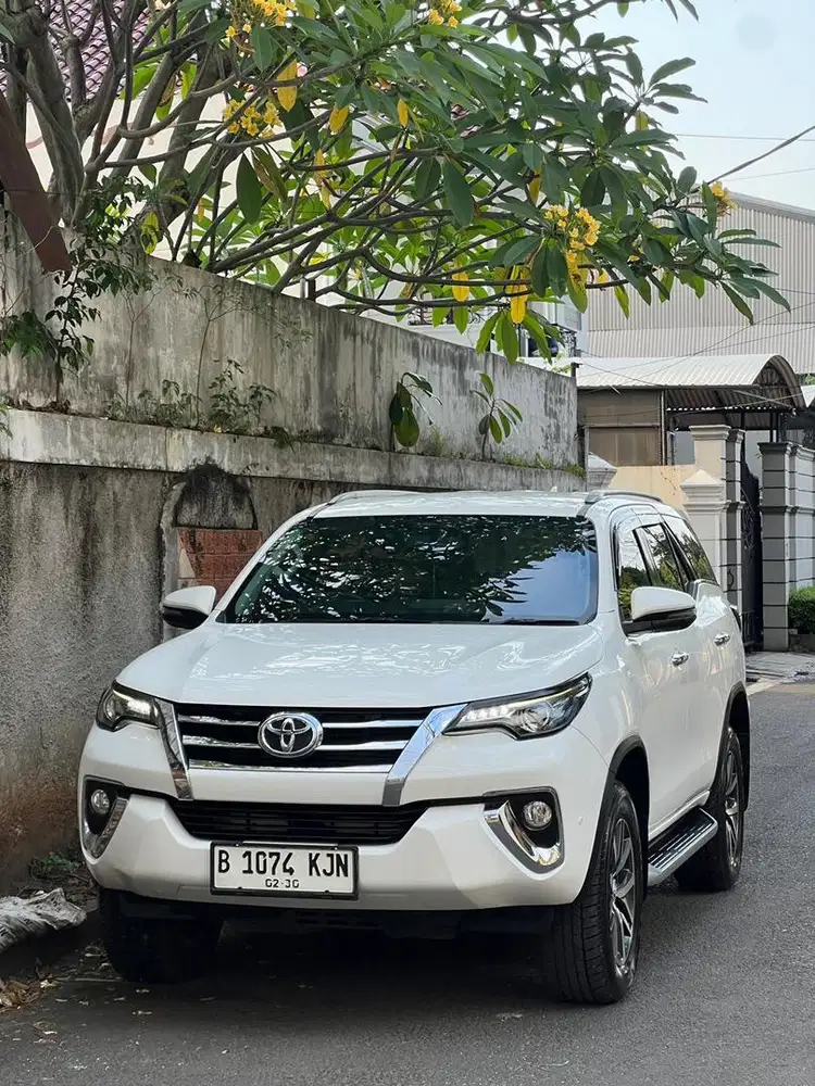 Toyota Fortuner VRZ Diesel Antik Full Original