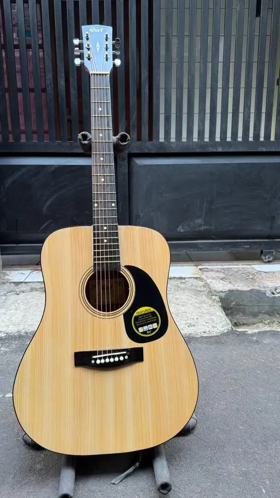 GITAR AKUSTIK MURAH BARU TANAM BESI 350 RIBU