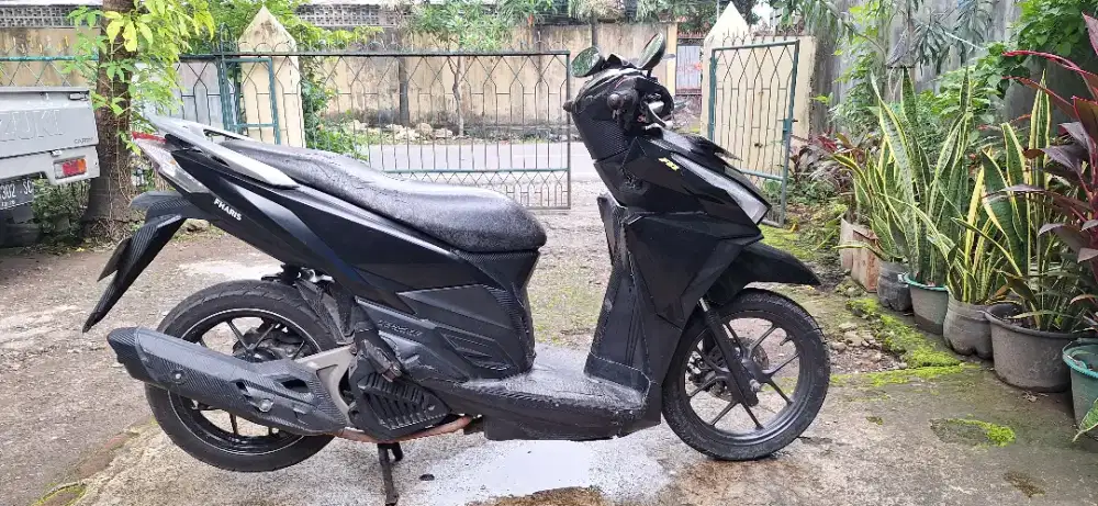 Vario LED 125 tahun 2015 pajak off 2x stnk hilang.