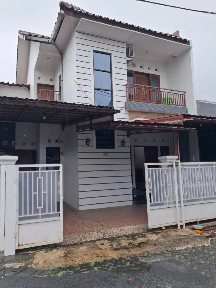 Jual Cepat Tanpa Perantara Rumah 2 Lantai di Tembalang deket UNDIP