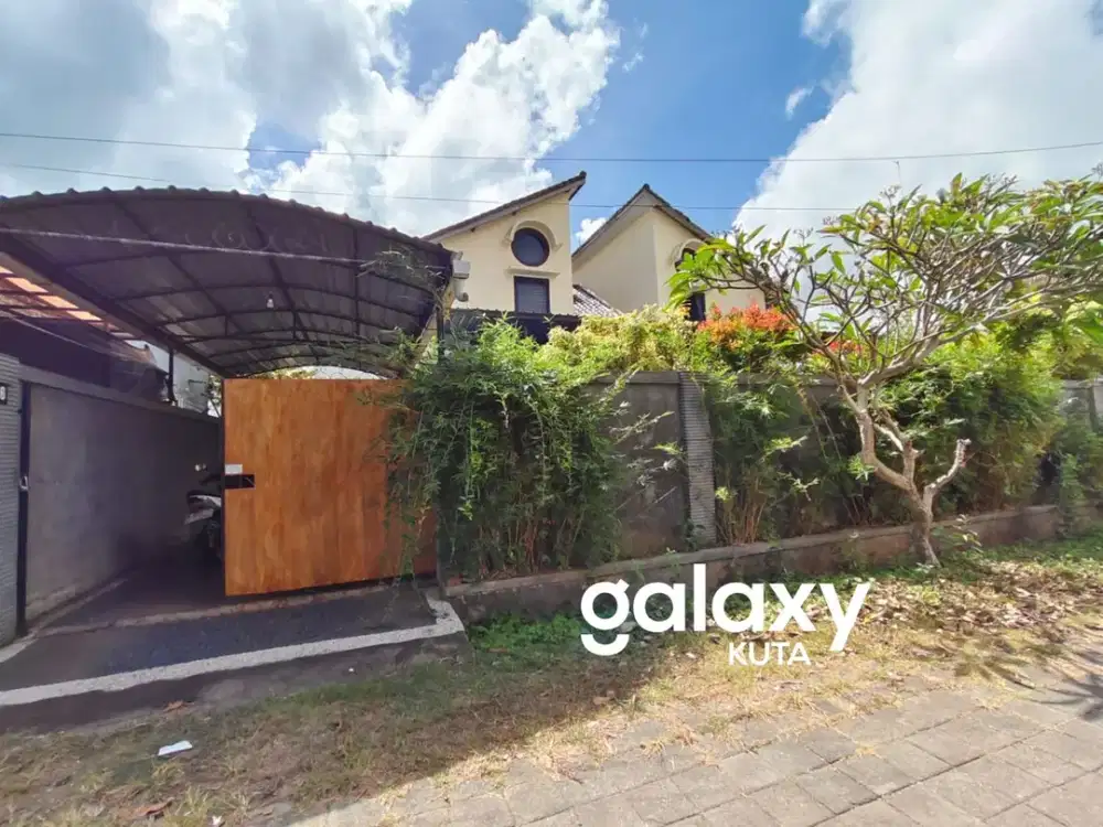 JUAL SEWA VILLA BAGUS 2 LANTAI DI TAMAN SAKURA JIMBARAN BADUNG, BALI