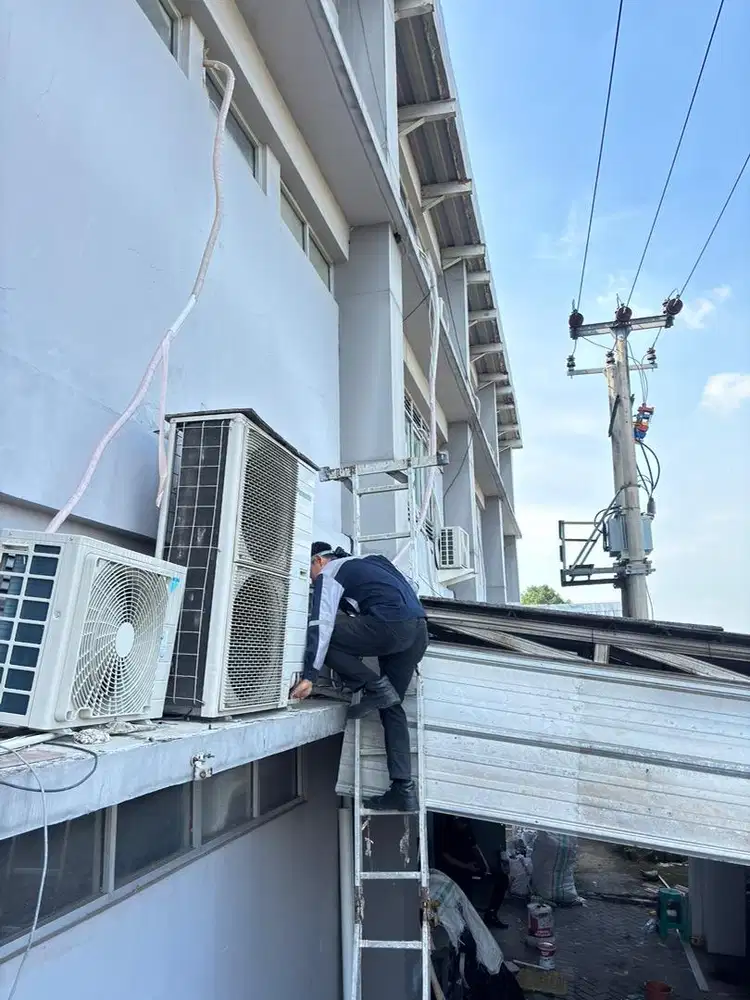 Lowongan teknisi Ac dan service elektronik