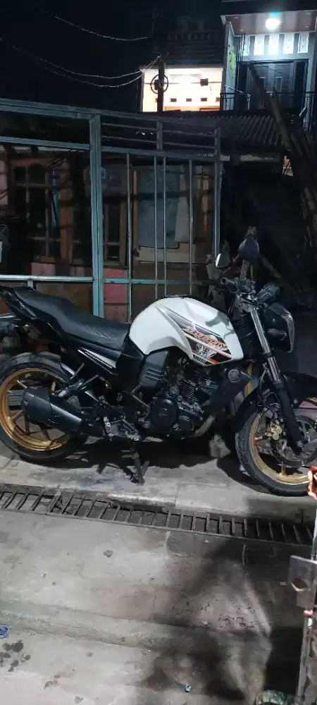 Byson STNK BPKB faktur plat Bekasi