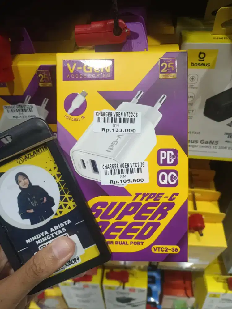 Charger USB A dan USB c ATLANTIS DAHSYAT