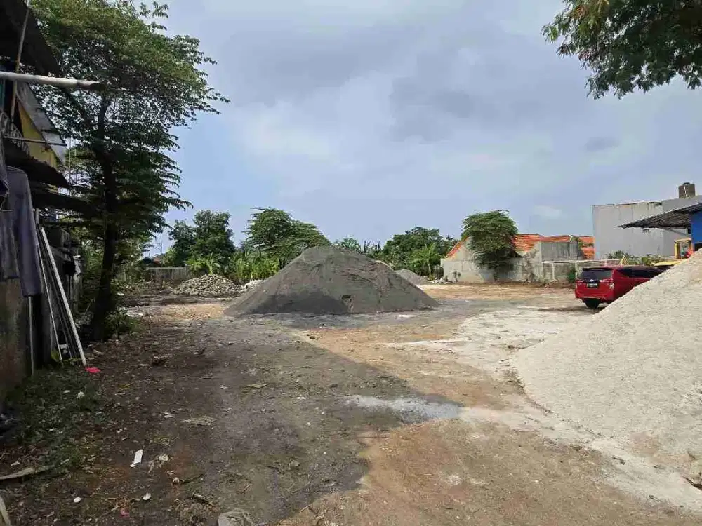 dijual Tanah Lokasi strategis dekat tol beca kayu Duren sawit Jakarta
