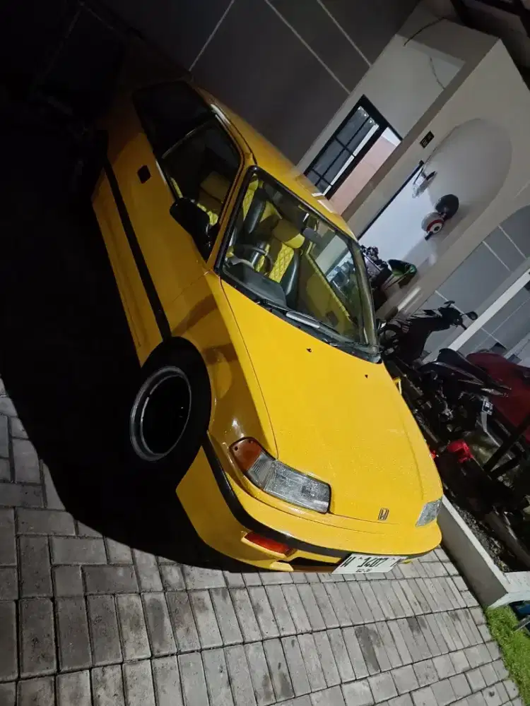 honda nova 89  yellow