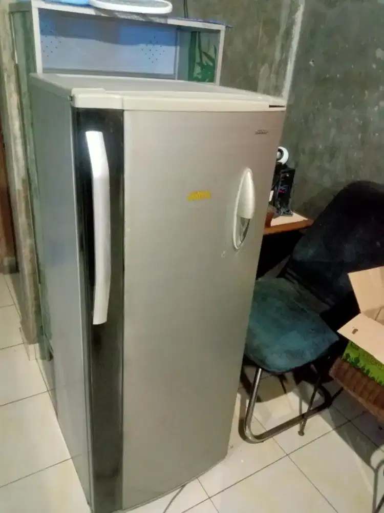 kulkas sharp jumbo jooz siap pakai