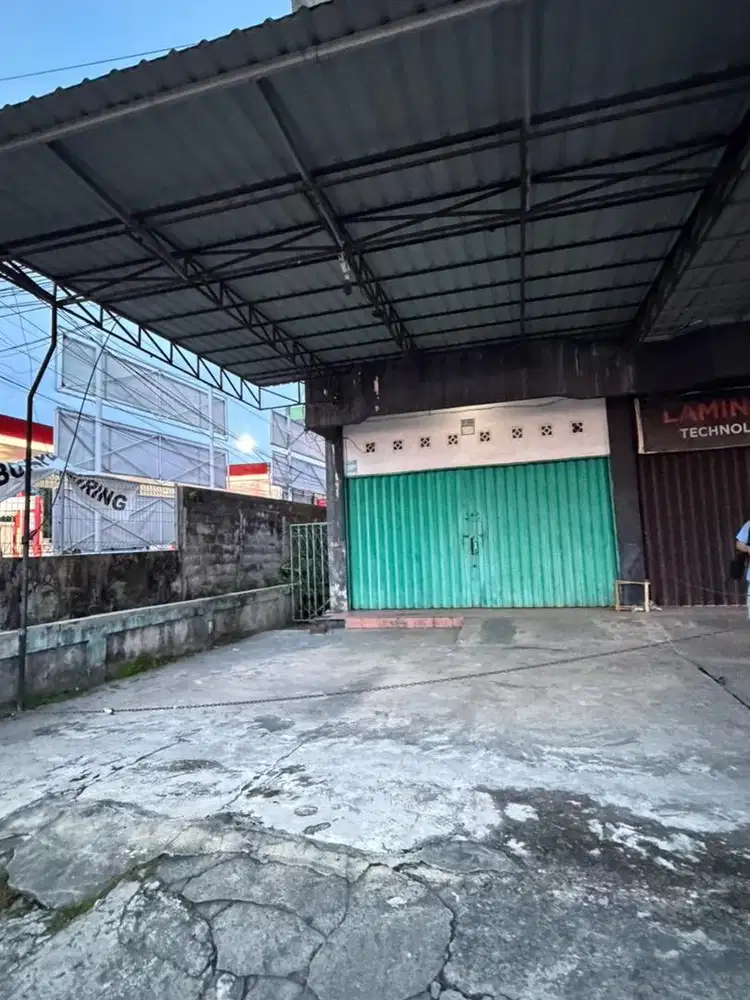 Ruko strategis Mt Haryono siap untuk buka usaha