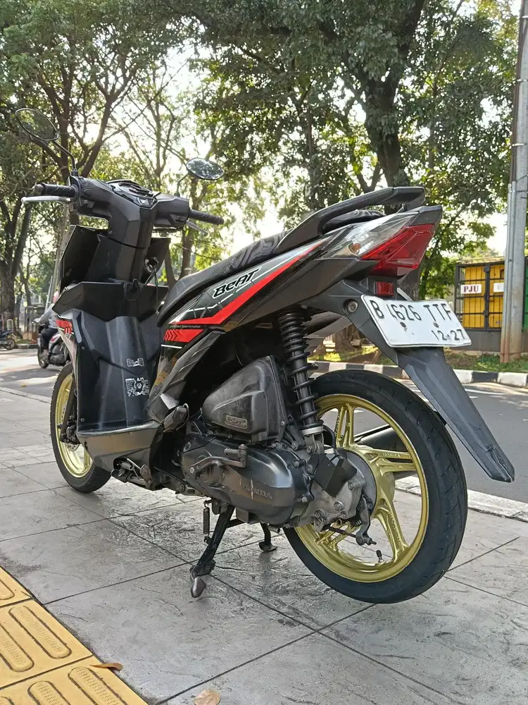 DIJUAL CASH HONDA BEAT ECO ESP CBS FI THN 2017 PAJAK IDUP SIAP PAKAI