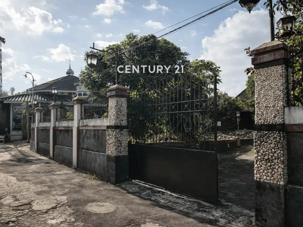 Rumah 4KT Di Tamanmartani Dekat Candi Prambanan Ideal Untuk Villa