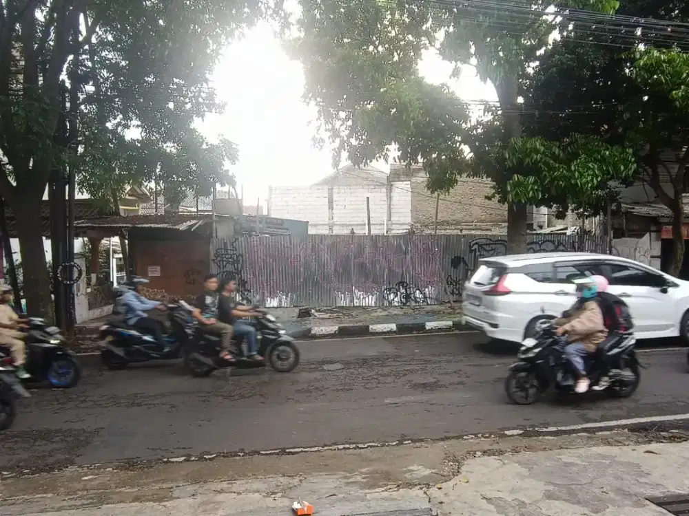 TANAH DIPINGGIR JALAN UTAMA DIJUAL MURAH (BU)