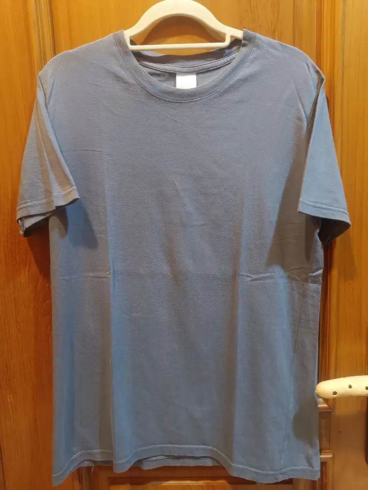 Kaos Polos Abu-Abu Cotton Combed 30S Siap Untuk Lebaran Murah!