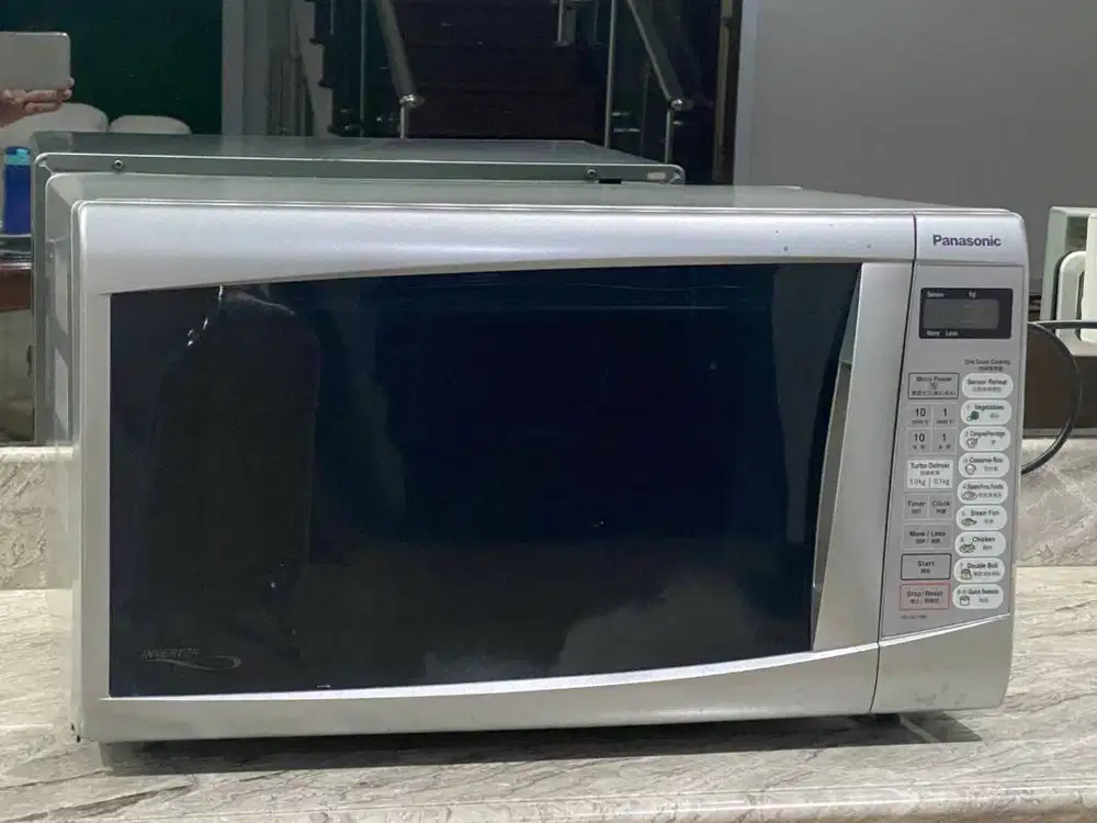 Microwave Oven Panasonic NN S674MF second