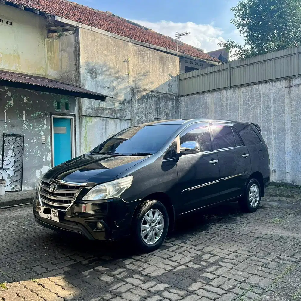 Innova E 2013 Bensin Matic