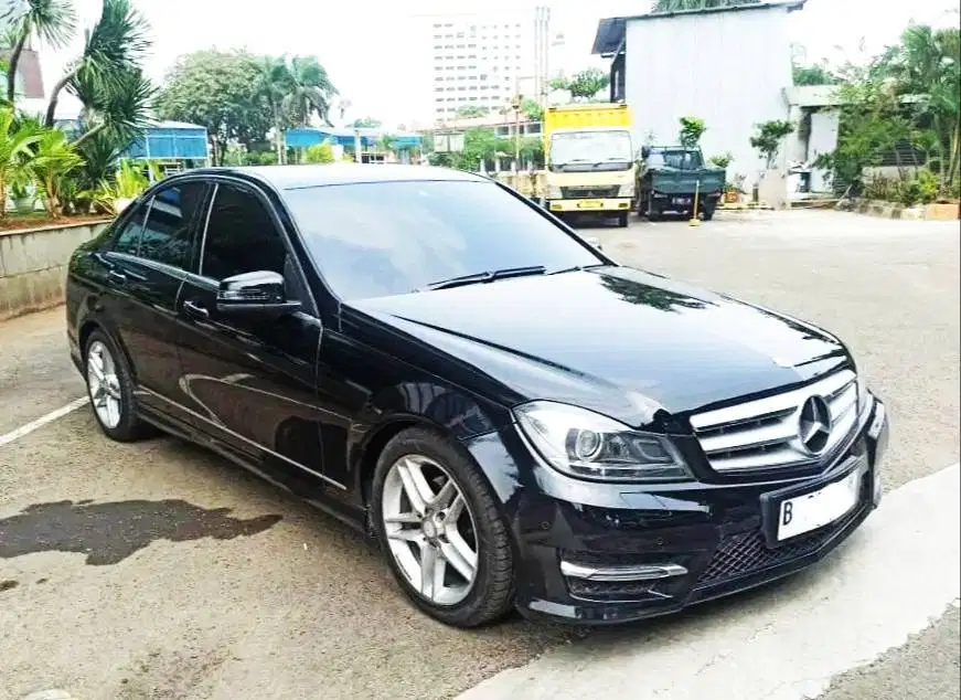 2013 Mercedes C250 AMG TURBO Rawatan ATPM Km 80rb Otr KREDIT TDP 25 jt