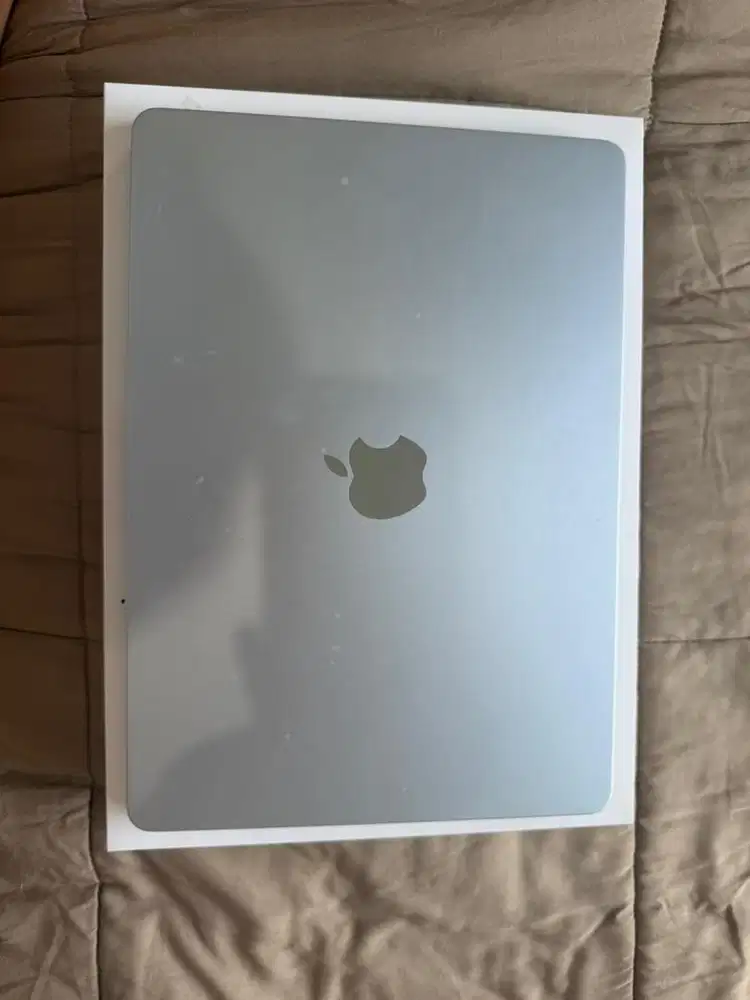 Macbook air 256 GB M4 2025