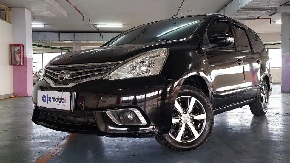 TDP 5,JT, Nissan Grand livina 1.5 XV Bensin-MT Hitam 2016