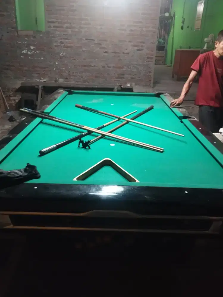 Di jual meja billiard 9 fet