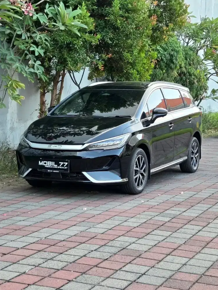 ODO 8RB BYD M6 EV SUPERIOR 7S TAHUN 2024 BLACK UNIT ISTIMEWAH