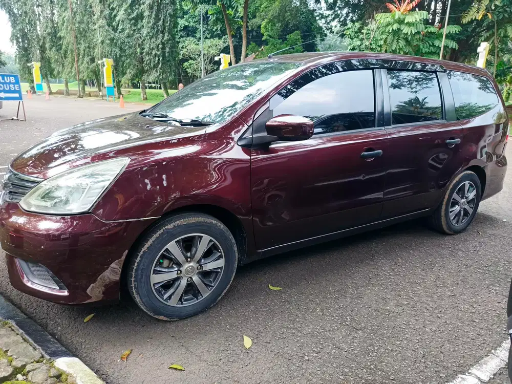 Nissan Grand livina 2017 Bensin