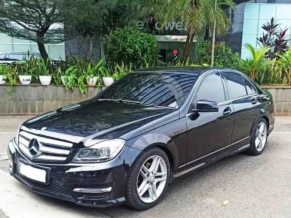 2013 Mercedes C250 AMG TURBO Rawatan ATPM Km 80rb Otr KREDIT TDP 25 jt