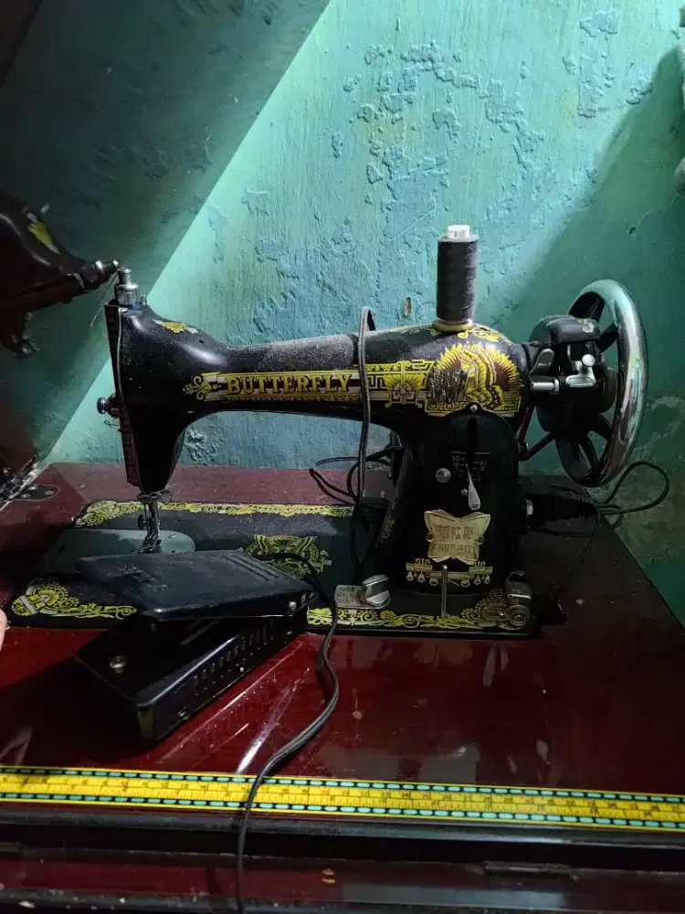 Mesin Jahit Buterfly