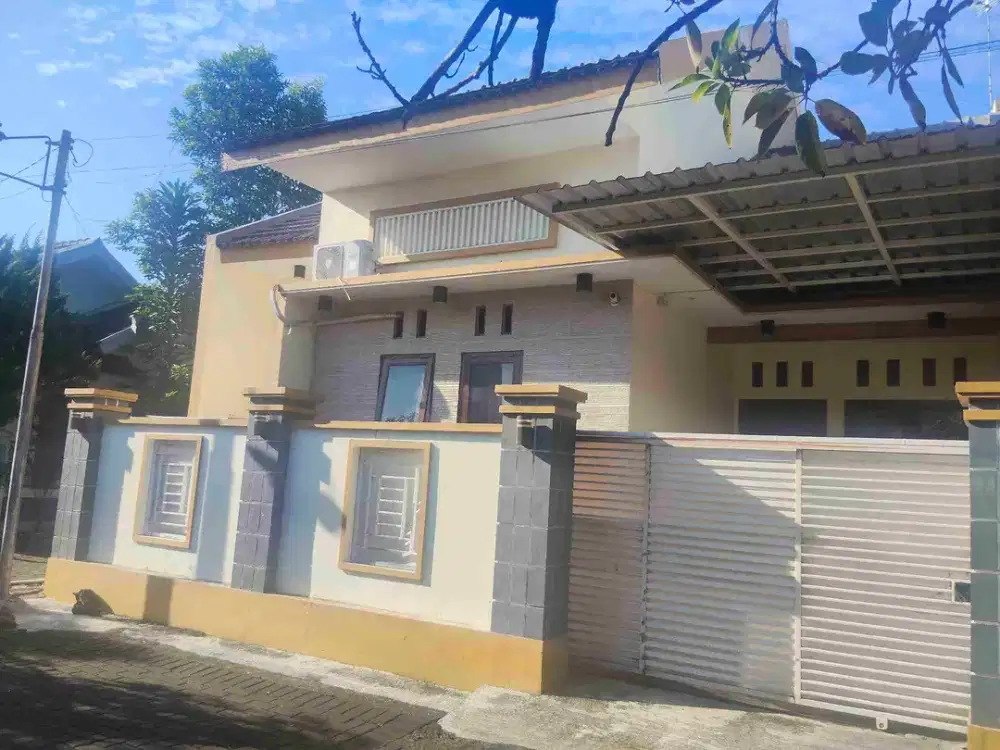 Dijual rumah tengah kota jember