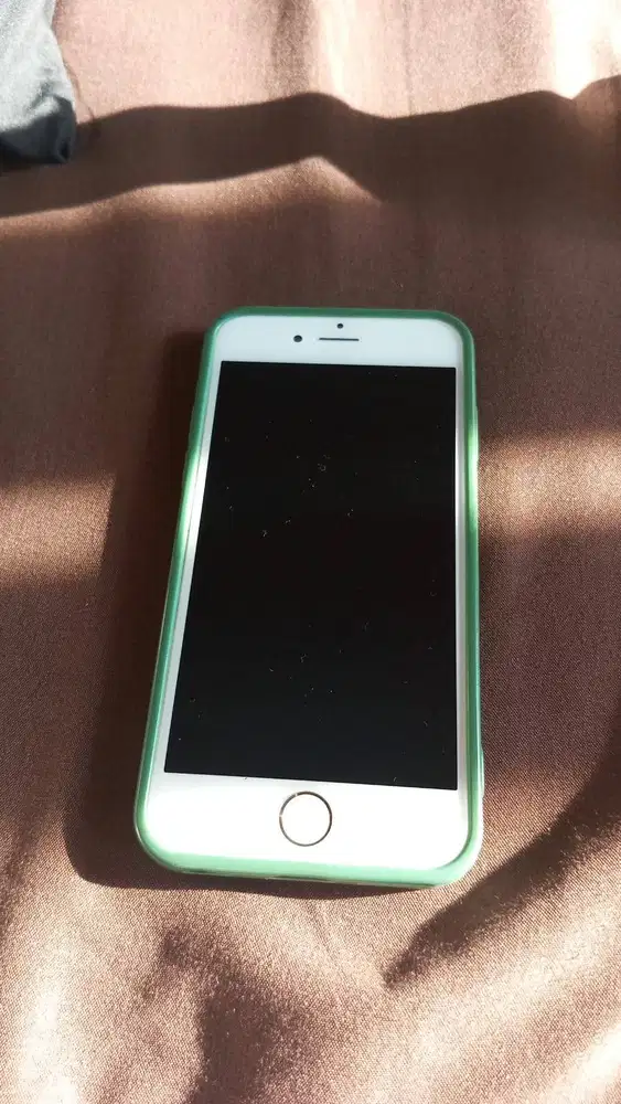 Apple Iphone 6 - White Color