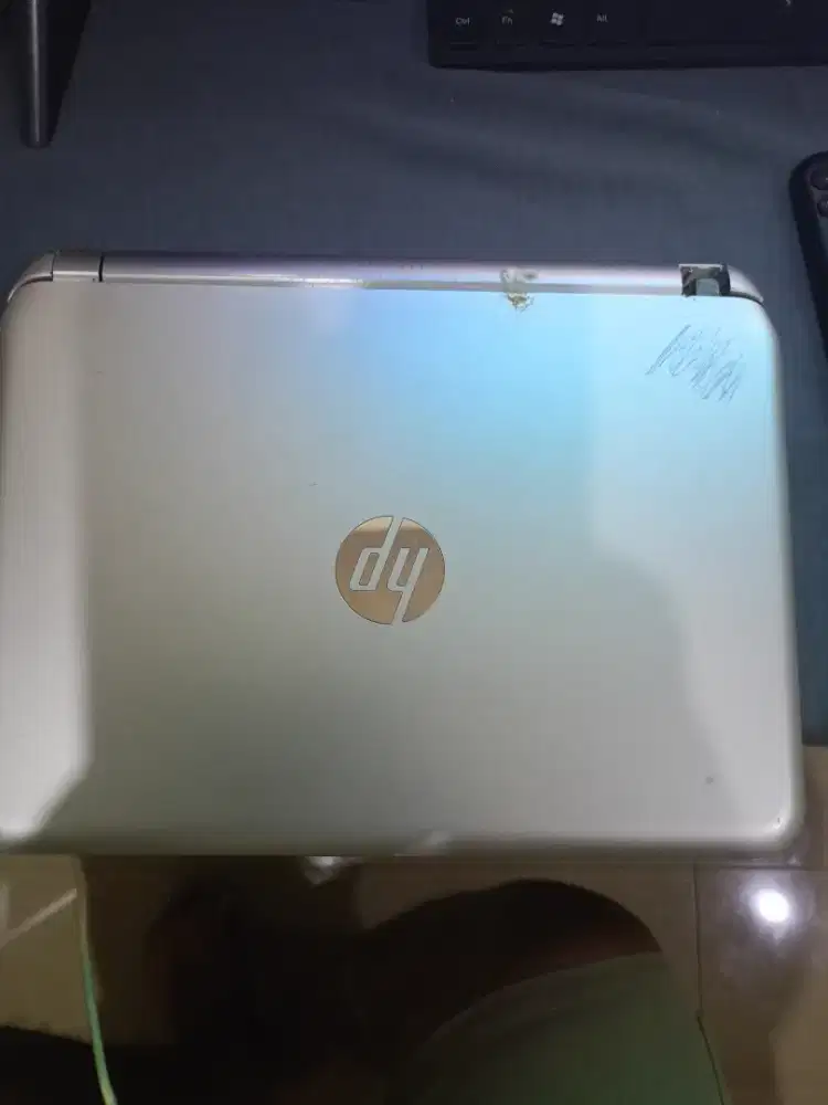 Laptop HP pavillion 11s  11 inch touchscreen