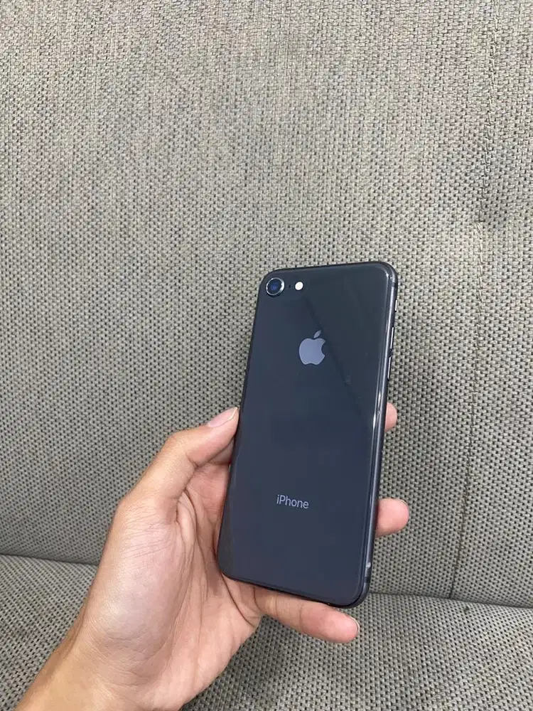Apple iPhone 8 256Gb Permanen Space Gray